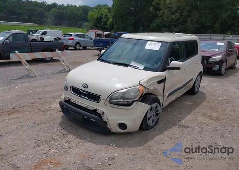 2013 Kia Soul z USA, uszkodzony, nr VIN KNDJT2A54D7775447